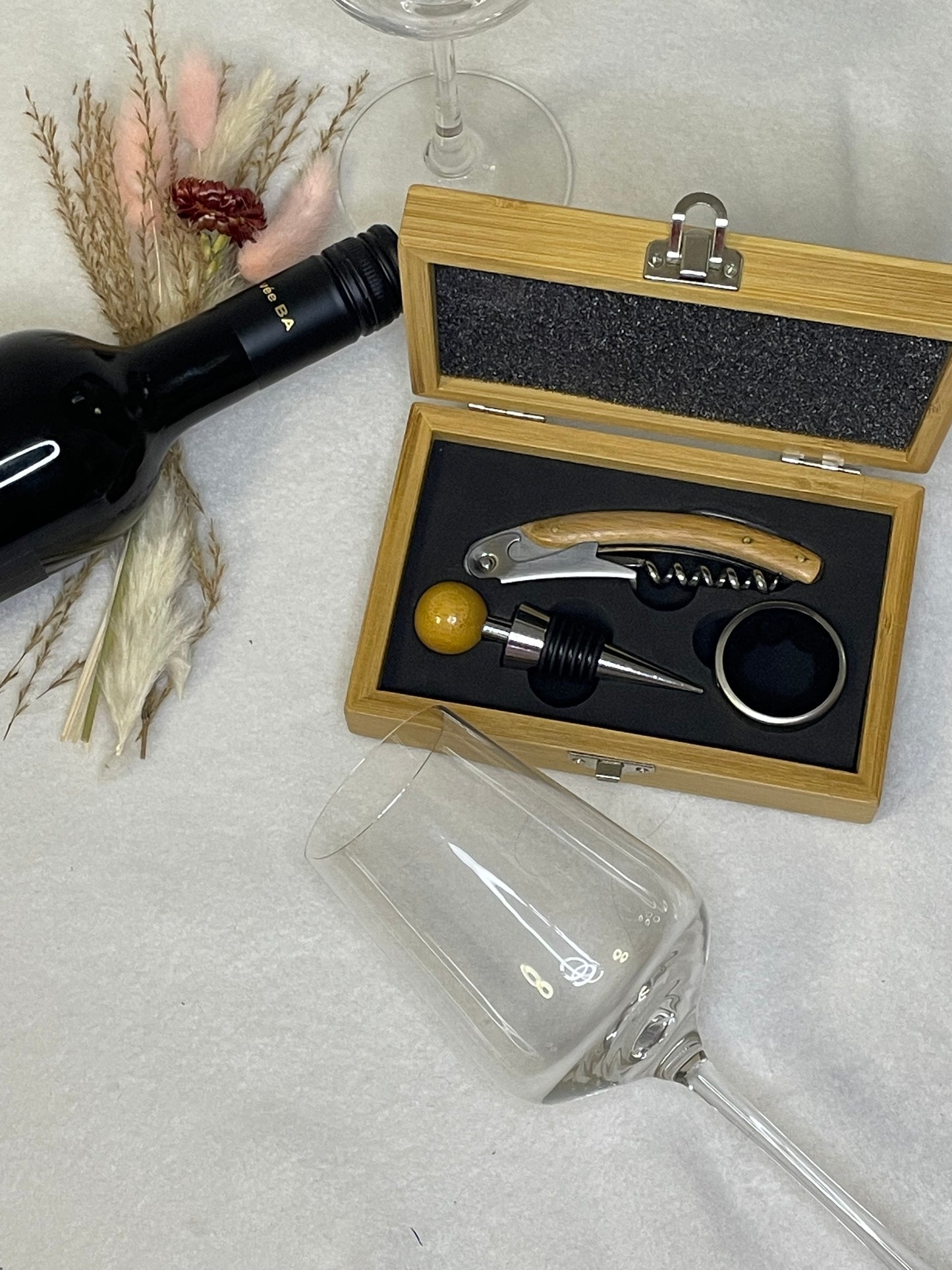 Kleines Wein-Set im Holzkästchen, Personalisierung möglich